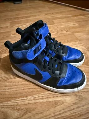 Nike Air Jordan youth 5 like new